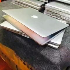Brand Original  Apple MacBook Pro 15.4